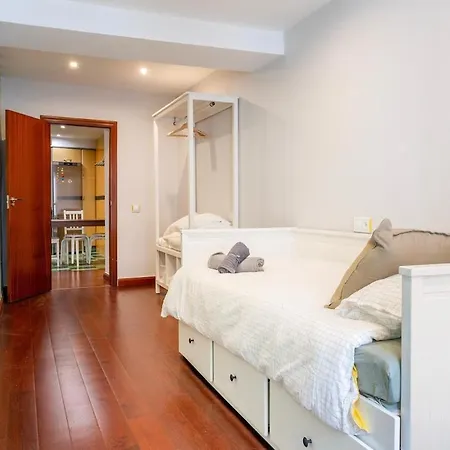 Precioso,amplio Y Centrico Calle San Antonio,reformado, Al Lado De La Catedral De *