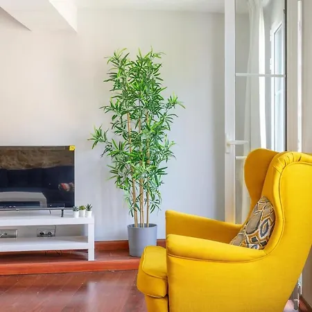 Apartament Precioso,amplio Y Centrico Calle San Antonio,reformado, Al Lado De La Catedral De *