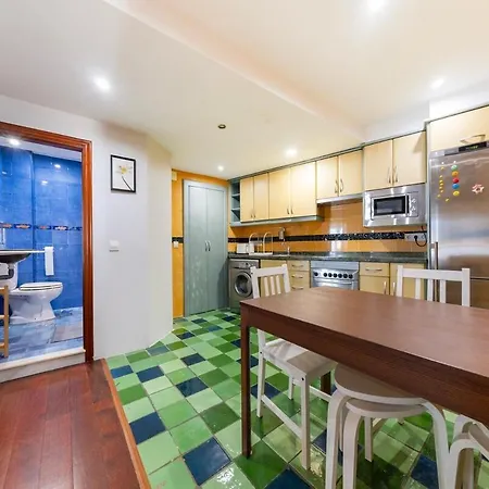 Precioso,amplio Y Centrico Calle San Antonio,reformado, Al Lado De La Catedral De *